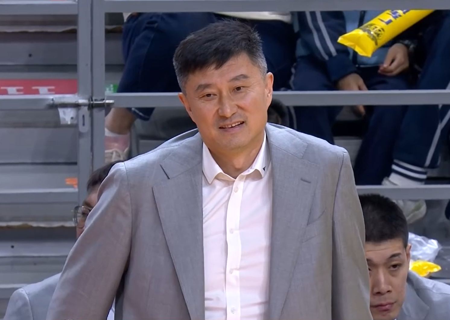 不得不说！杜锋已是江郎才尽：没战术，没应变